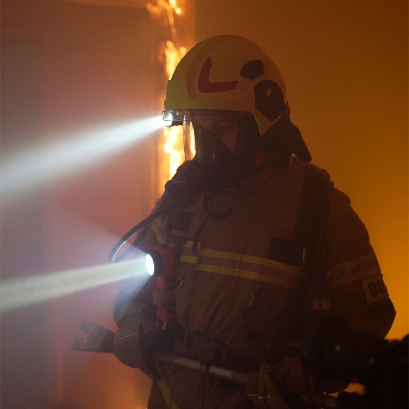Mactronic 240lm ATEX žibintuvėlis su įkrovimo stotele M-FIRE GUARDIAN XW PHH0235