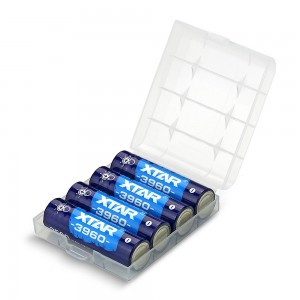 Xtar 1,5V 2500mAh AA įkraunamas elementas su įkrovos lygio indikatoriumi, 4 vnt. + dėklas
